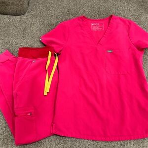 FIGS Hot Pink Scrub Set